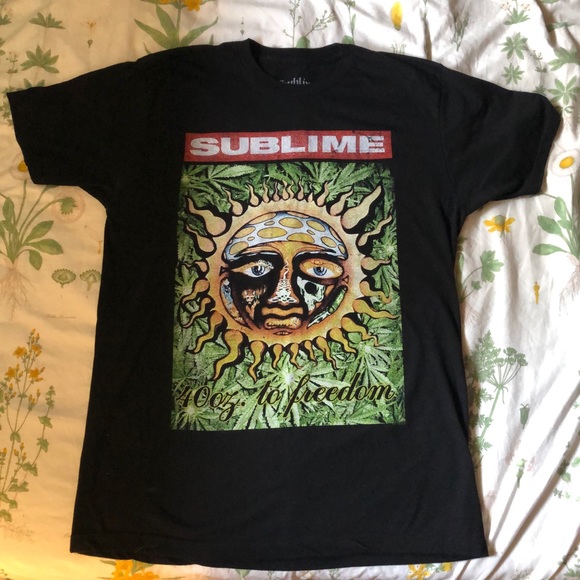 [SOLD] Sublime Tee - Picture 2 of 3